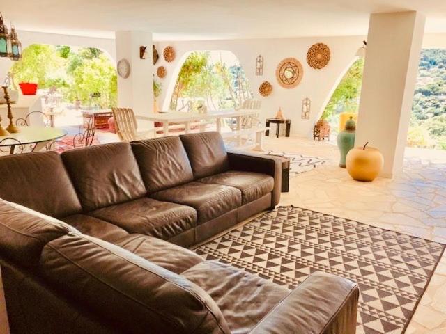 Villa Hirondelles 35 카발레르쉬르메르 외부 사진